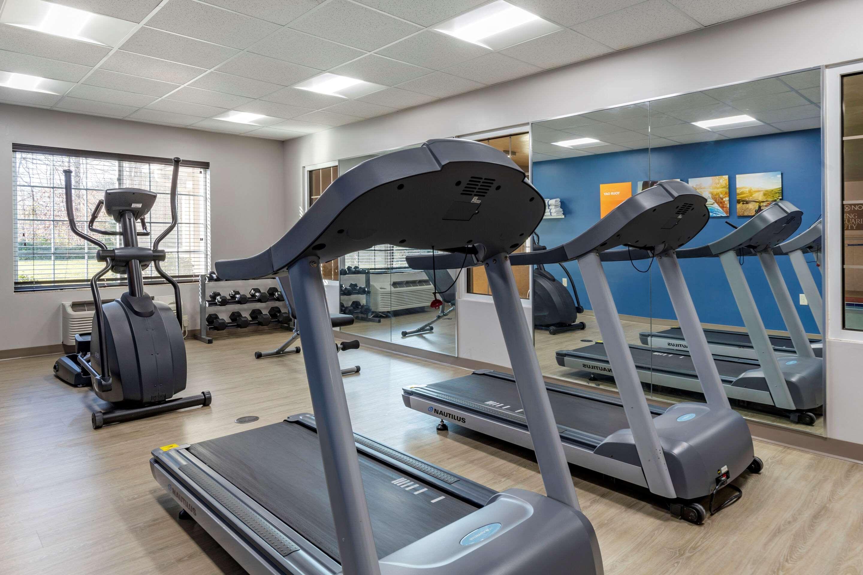 Comfort Inn & Suites High Point - Archdale Bagian luar foto