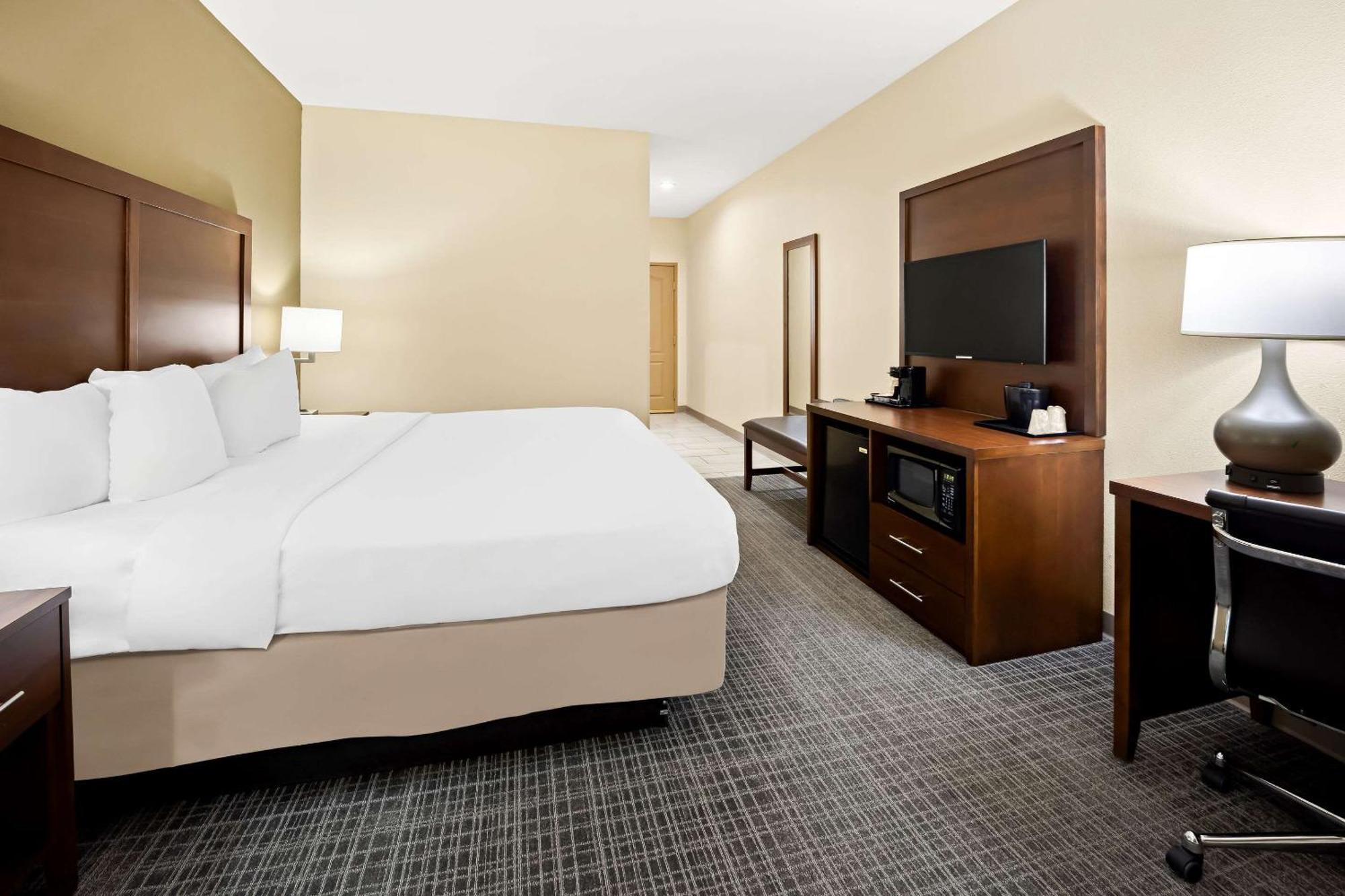 Comfort Inn & Suites High Point - Archdale Bagian luar foto