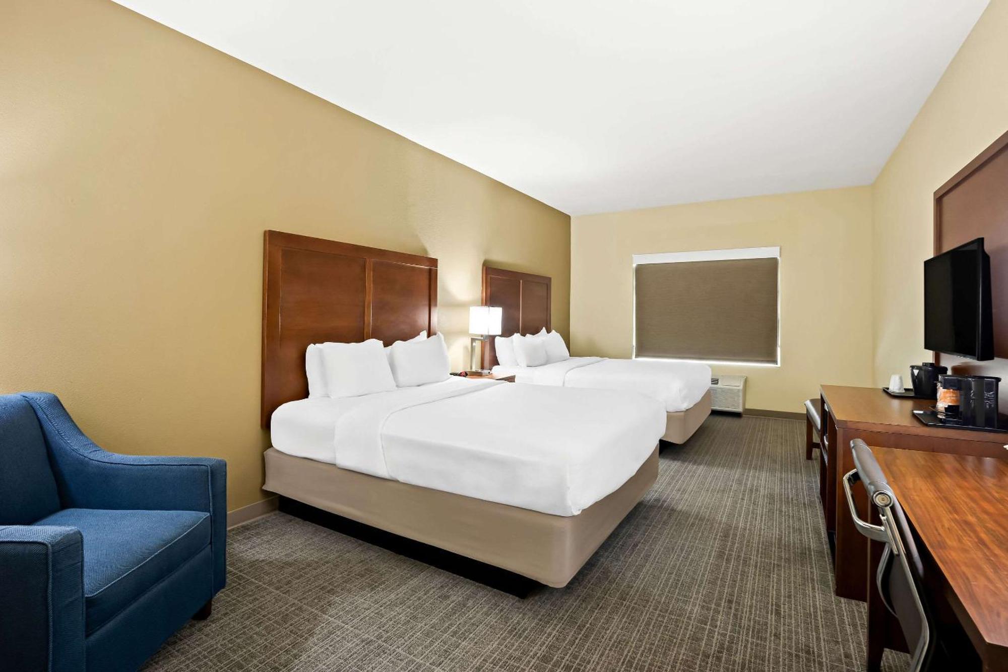 Comfort Inn & Suites High Point - Archdale Bagian luar foto